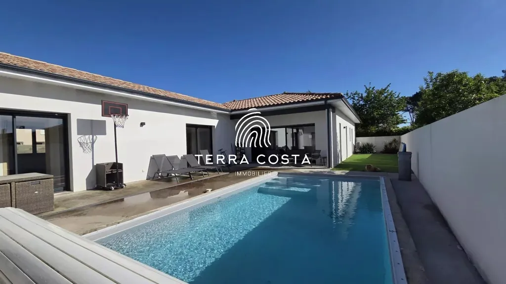 pool_area