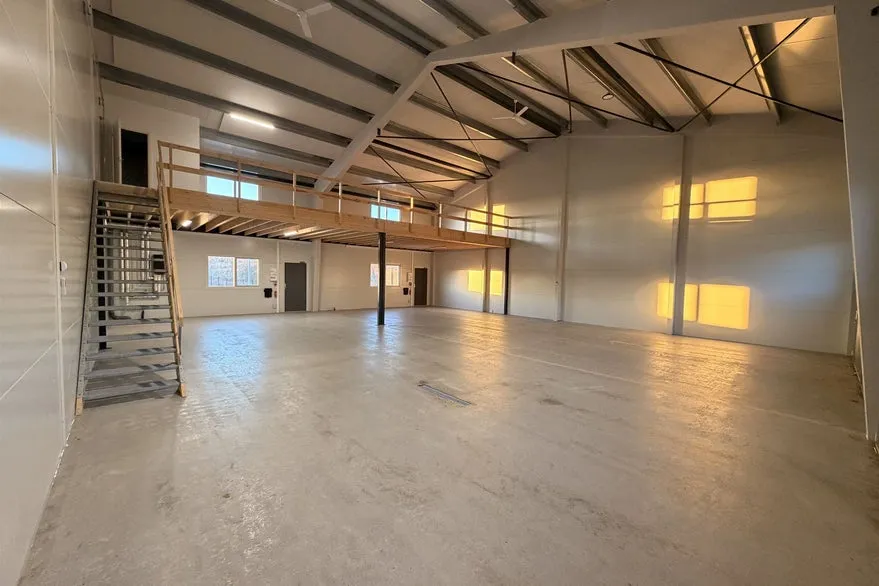 Pièces - Warehouse with High Ceilings in Aarhus