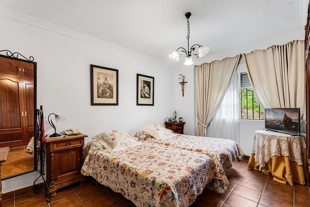 Magamistoad - Terraced House with Pool in Estepona Centre