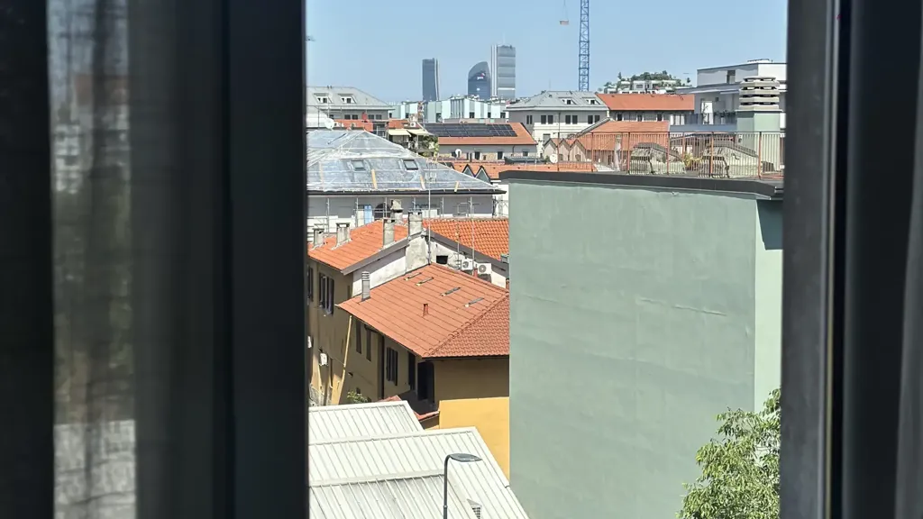 Pièces - Rented Apartment with Balcony in Milan