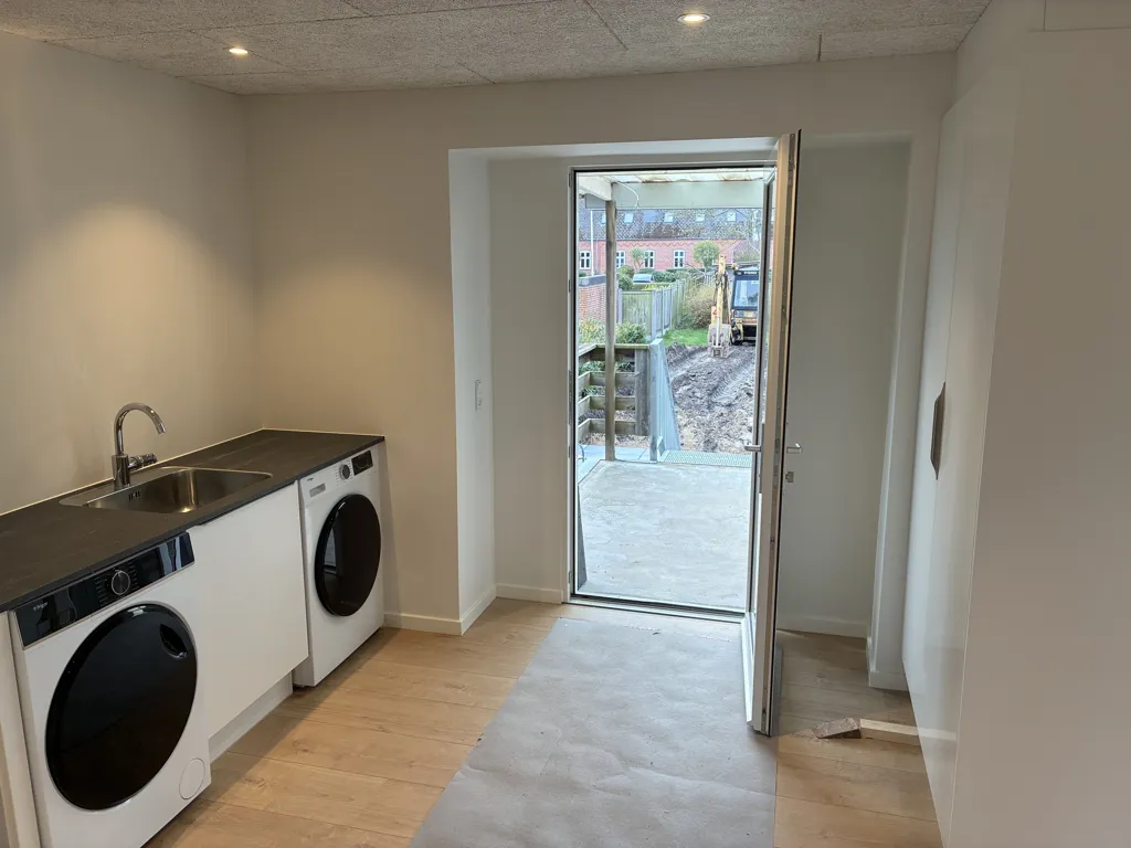 Buanderie - Renovated Apartment with Balcony in Hammershøj