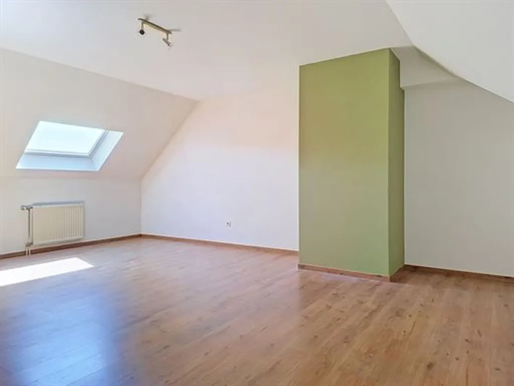 Stanze - Duplex Apartment with Terrace in Quiet Area