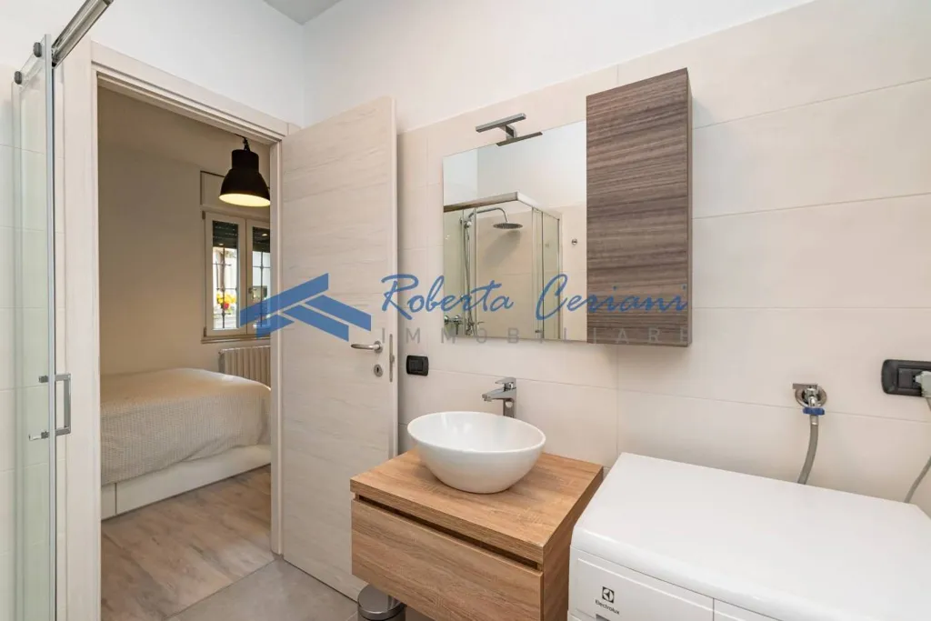 Salles de bain - Rented Studio in Lombard Court, Saronno