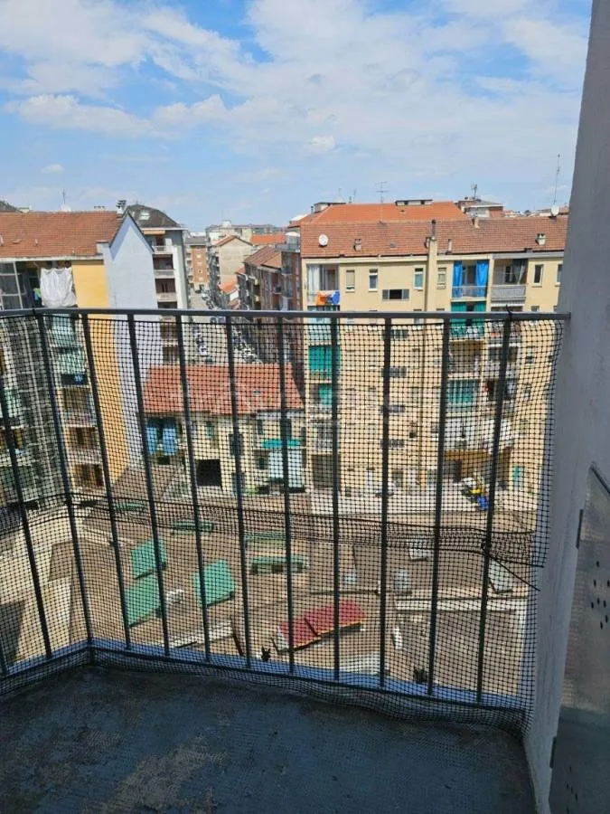 Balcon - Apartment with Balconies in Central Turin