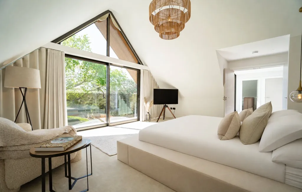 Casa con 5 camere a Mudeford