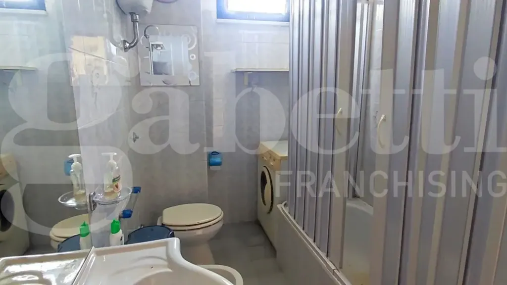 Salles de bain - Trilocale with Private Access in Catanzaro