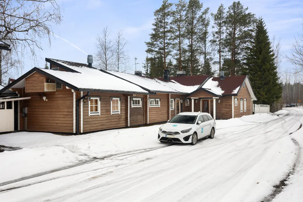 Välivaade - Commercial Space with Restaurant and Accommodation in Kausala
