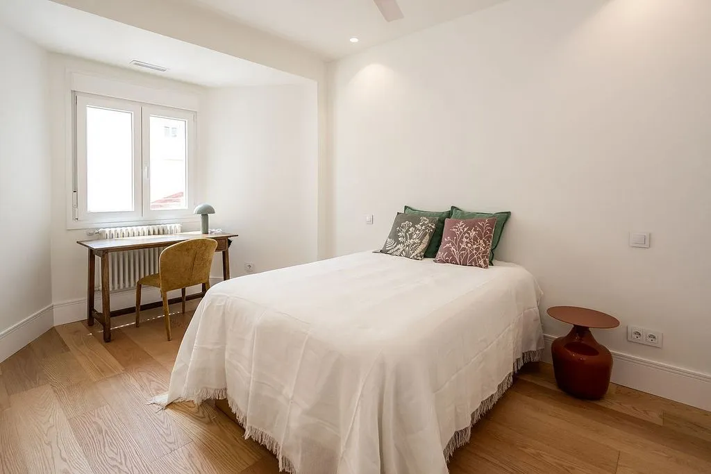 Chambres - Modernised Apartment with Balcony in Ríos Rosas