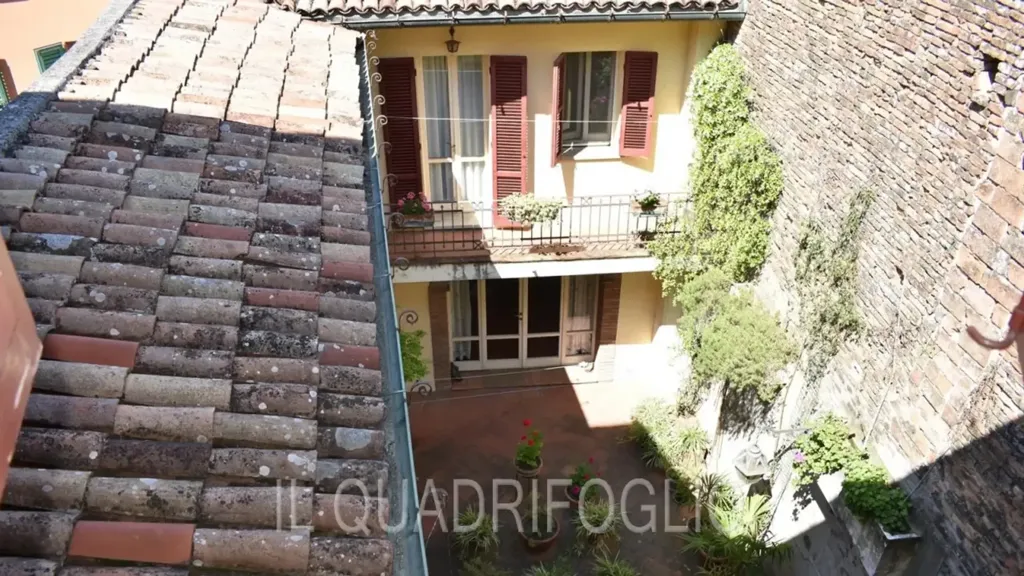 Jardin - Terraced Villa with Courtyard in Cesena