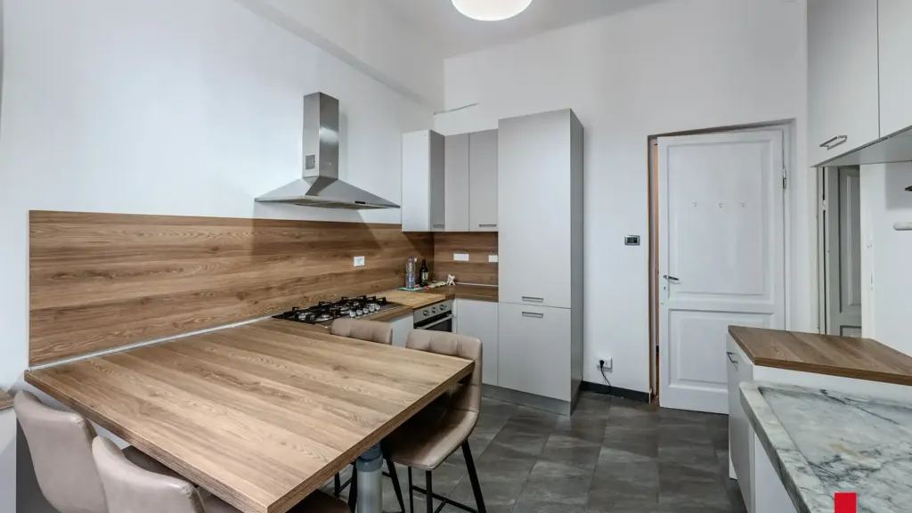 Cucina - Office Space with West Exposure in Genoa