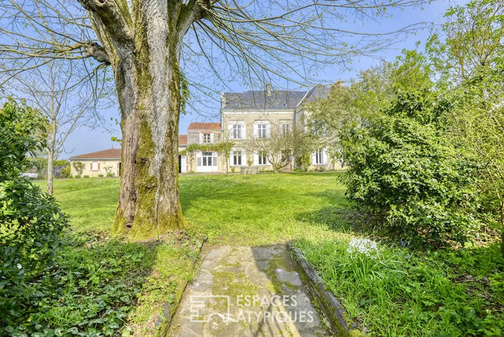 Garden - Château with Vineyard Views near Nantes