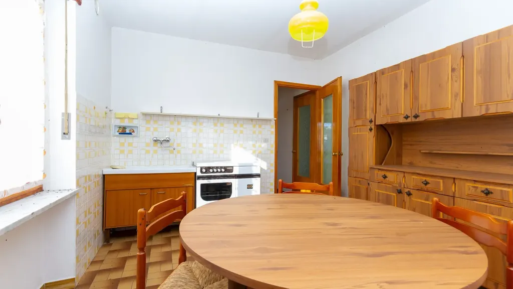 Salle à manger - Detached House with Three Garages in Frassino