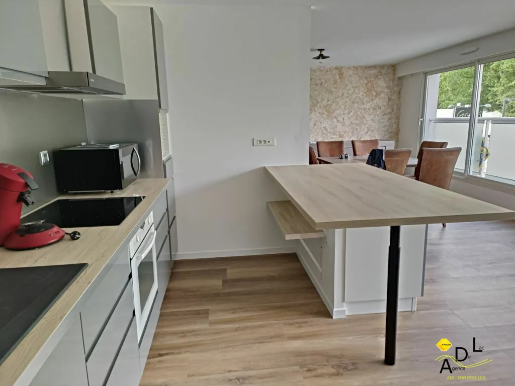 Köök - Spacious Flat with Views in Aigrefeuille Sur Maine