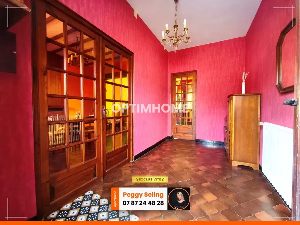 Esik - Semi-Detached House with Garden in Trélon