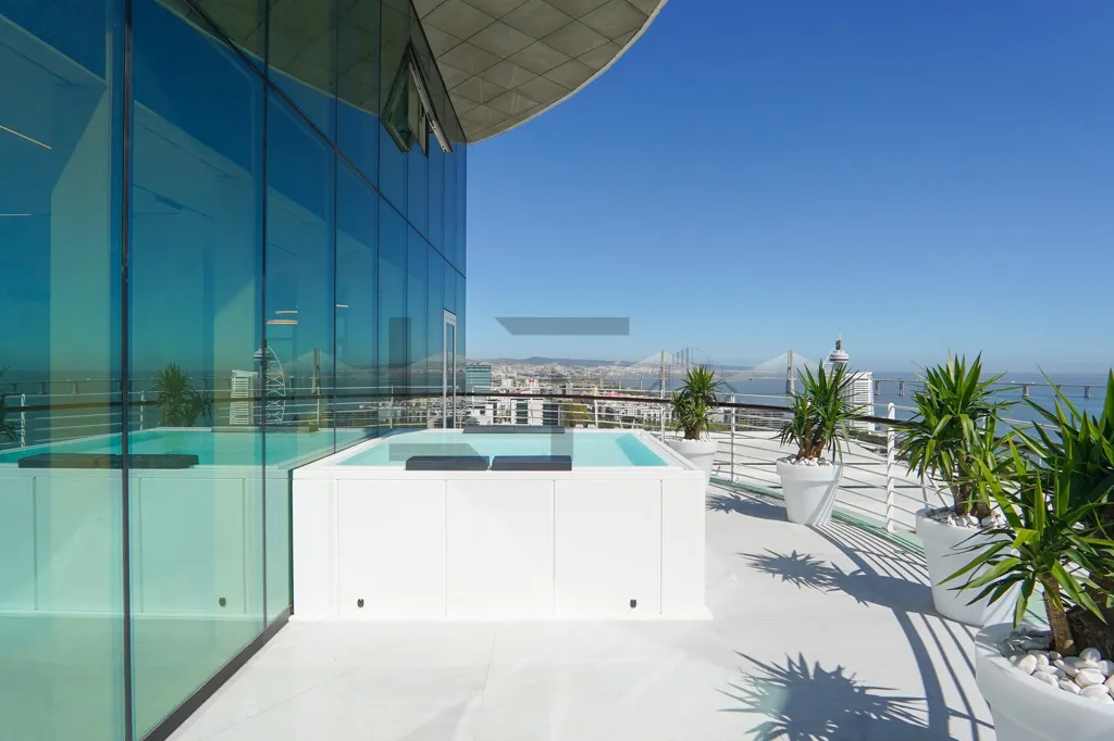 Terrass - Penthouse Duplex with River View in Parque das Nações