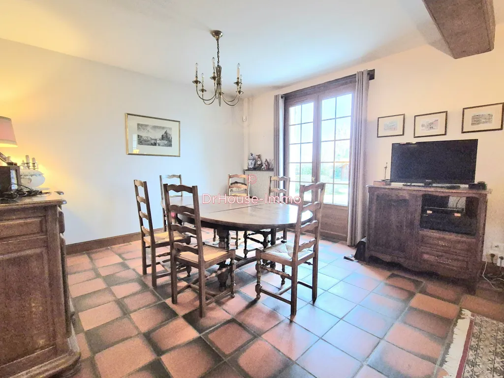 Söögituba - Rénovated House with Pool in Dracy-le-Fort