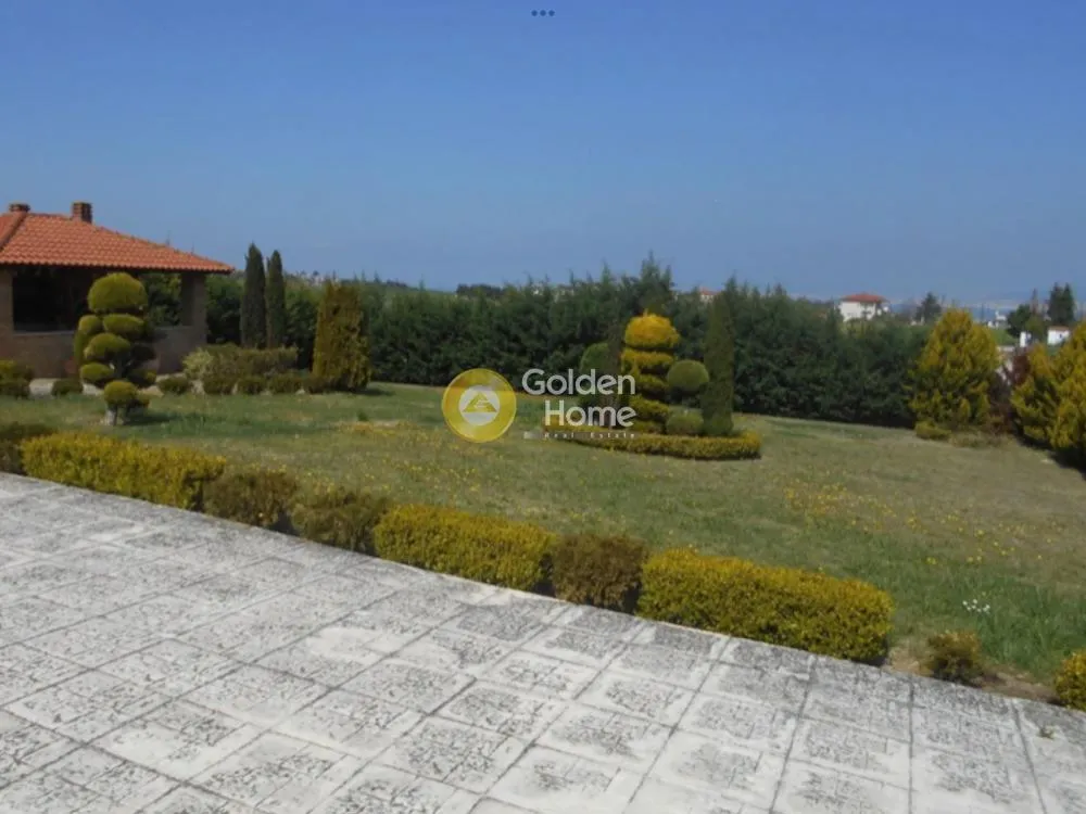 Jardin - Three-Storey Villa with Sea View in Plagiaris