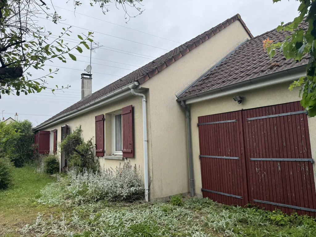 Esterno - House with Garden in Sought-After Area