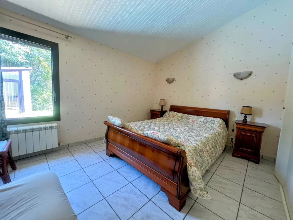 Chambres - Villa avec Vue Imprenable et Piscine près de Limoux
