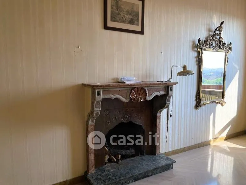 Living Room - Apartment with Panoramic View in Nizza Monferrato