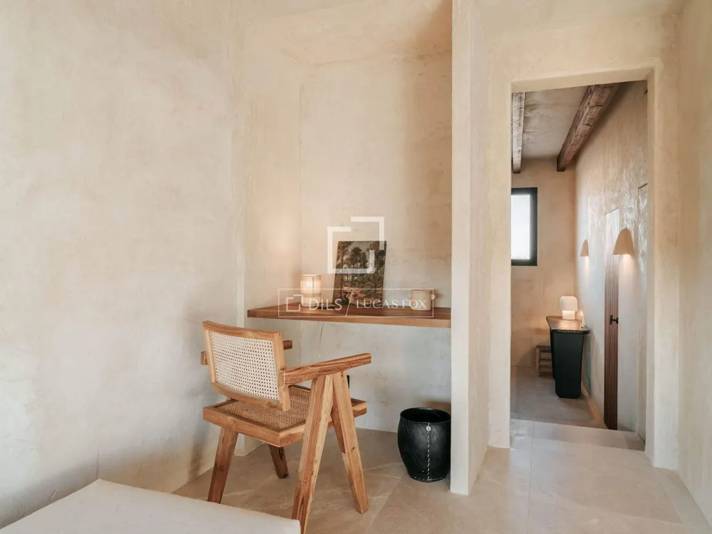 Kabinet - Renovated Villa with Pool in Es Llombards