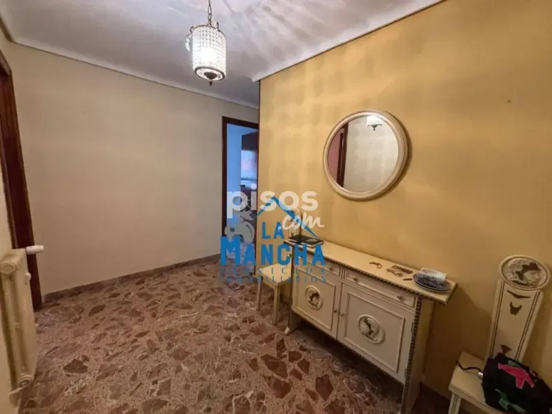 hallway_entrance