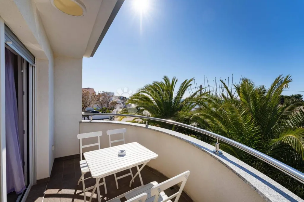 Balcone - Modern House with Sea View in Zaton, Nin