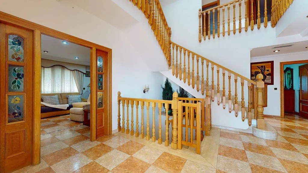 Pièces - Luxury Detached House with Pool in Perleta