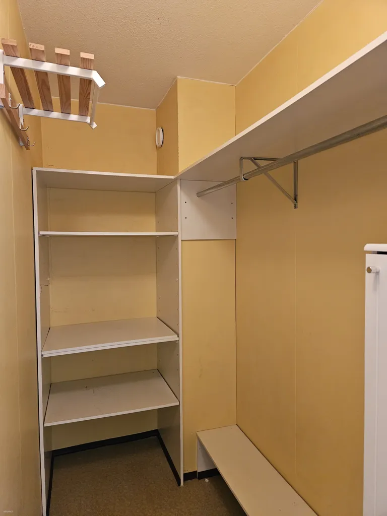 Toad - Spacious Apartment with Balcony in Matinkylä, Espoo