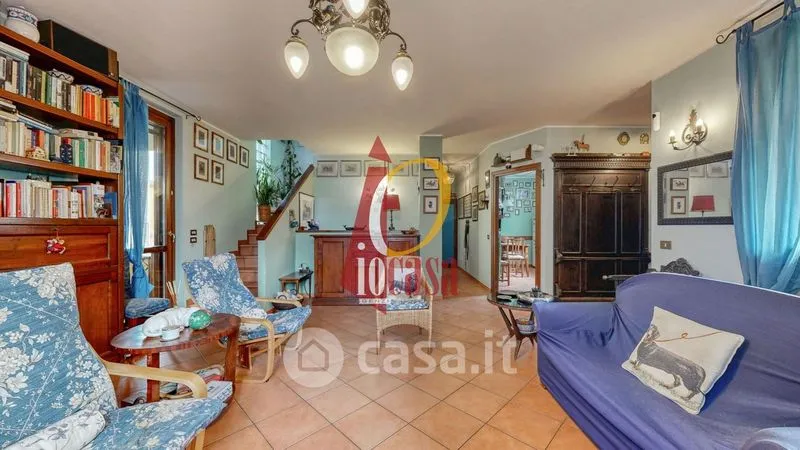 Soggiorno - Three-Level Villa with Garden in Torrevecchia Pia
