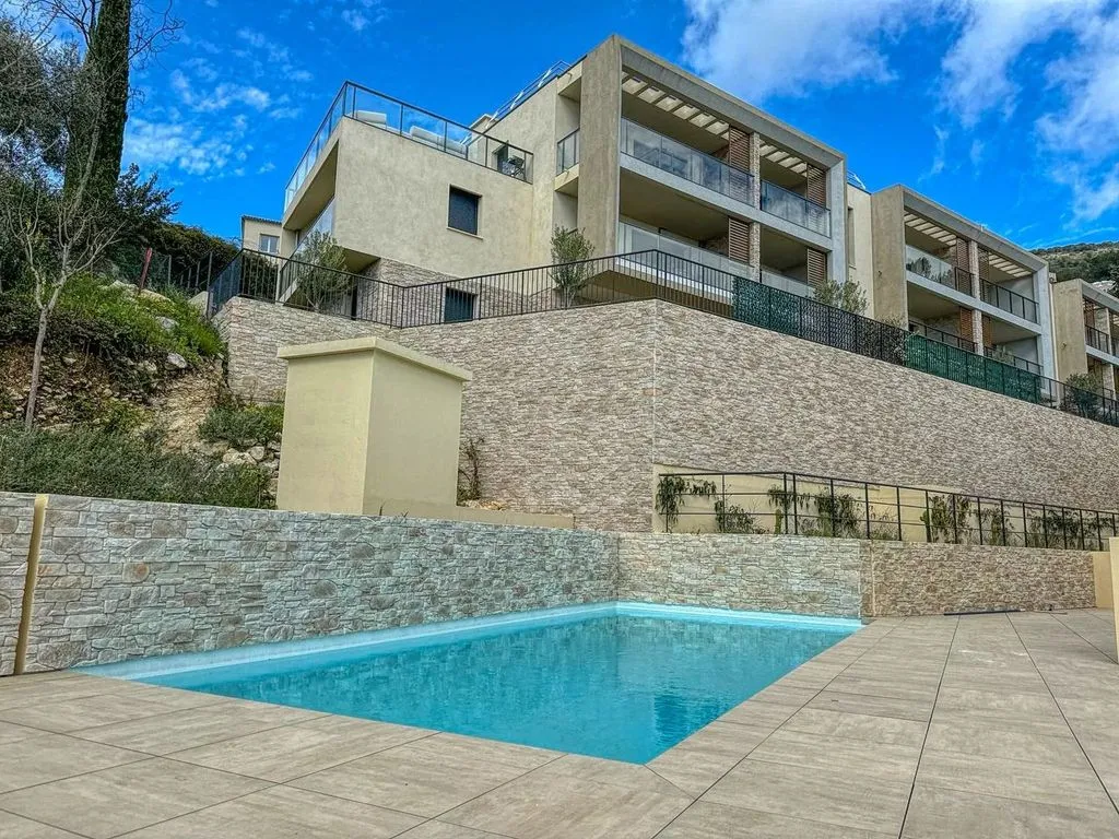 pool_area
