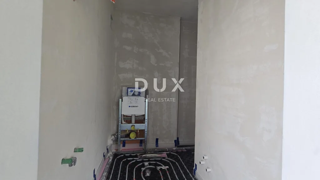 Esik - Modern Apartment with Garden in Bribir