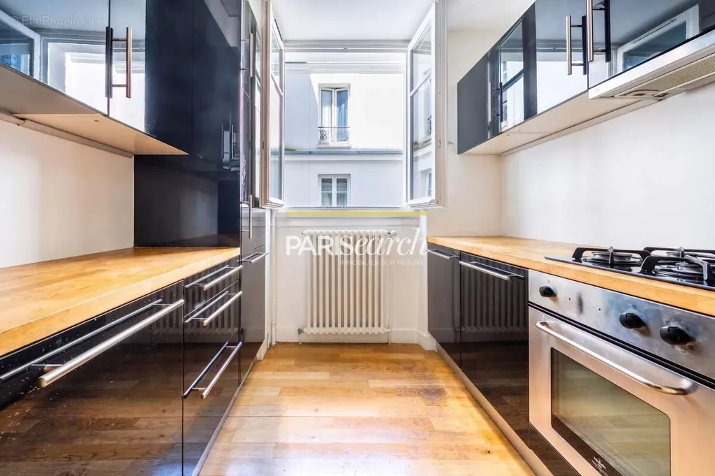 Kitchen - Apartment with Balcony in Historic Marais
