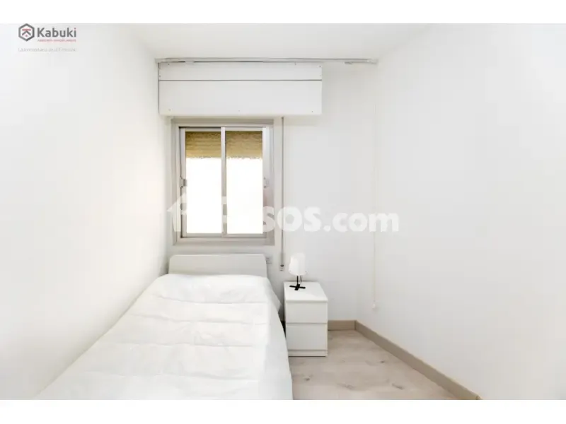 Magamistoad - Student-Friendly Flat with Balcony in Granada