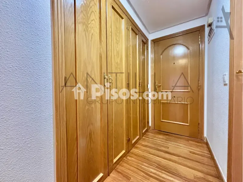 Esik - Studio with Central Madrid Location
