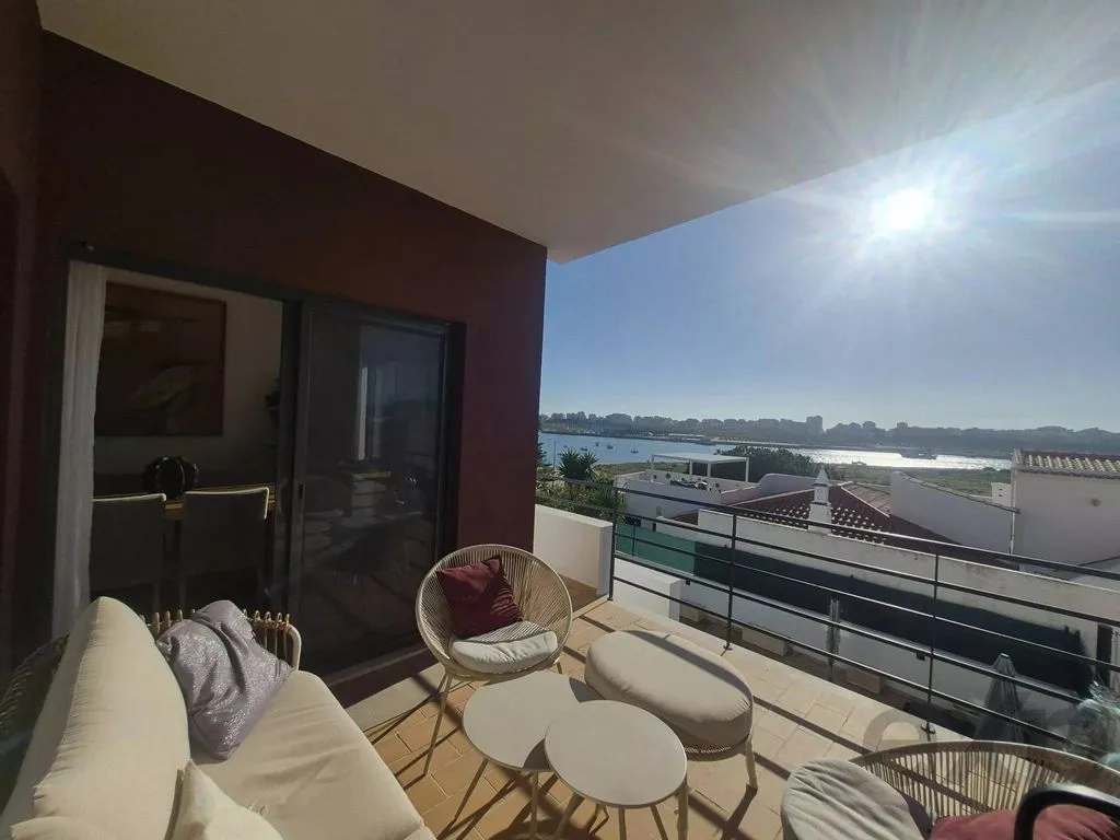 Rõdu - Luxury Triplex with Pool in Ferragudo
