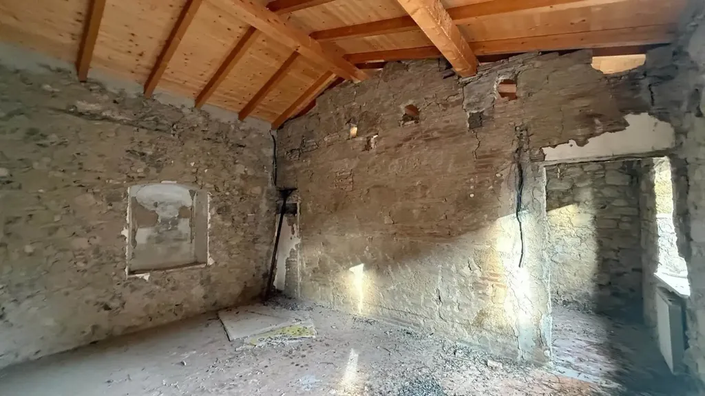 Rustic Tuscan Cottage in Pomaia