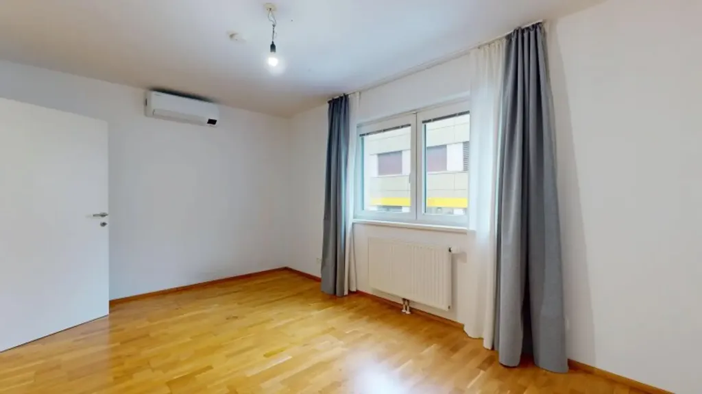 Stanze - Modern Apartment with Loggia in Hetzendorf