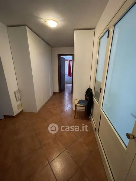 Entrée - Spacious Bifamiliar Villa in Gonzaga Centre