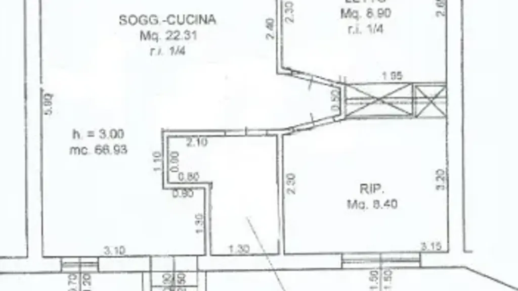 Plaan - Rustic Triplex with Balcony in Cervia