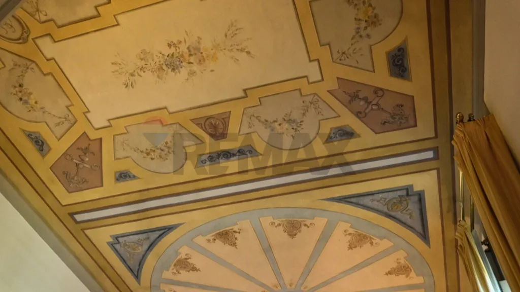 Pièces - Historic Villa with Panoramic Terrace in Lastra a Signa