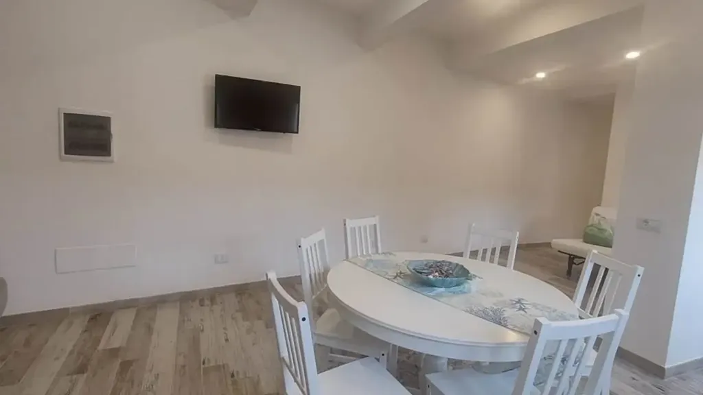 Salle à manger - Rearranged Apartment with Beach Access in Nettuno