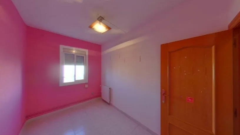 3 magamistoaga korter asukohas Sabadell