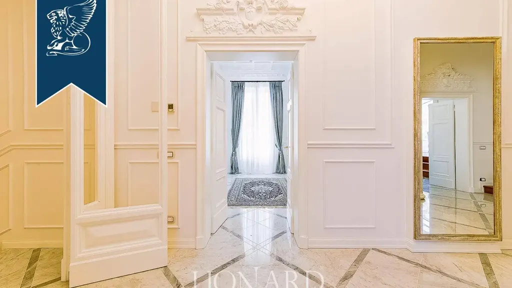 Esik - Historic Villa with Private Park in Empoli