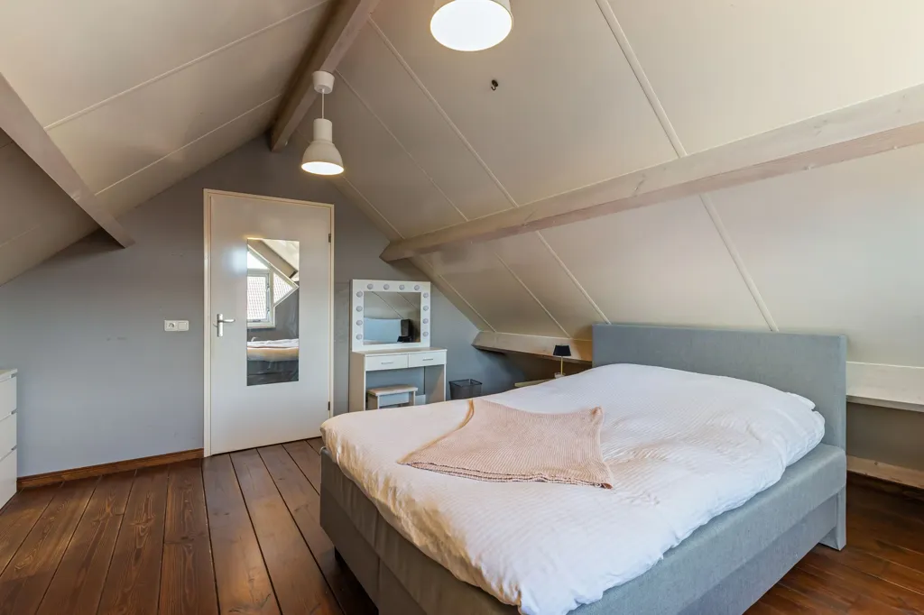 Magamistoad - Spacious Two-Storey House with Garden in Hoogenboomstraat