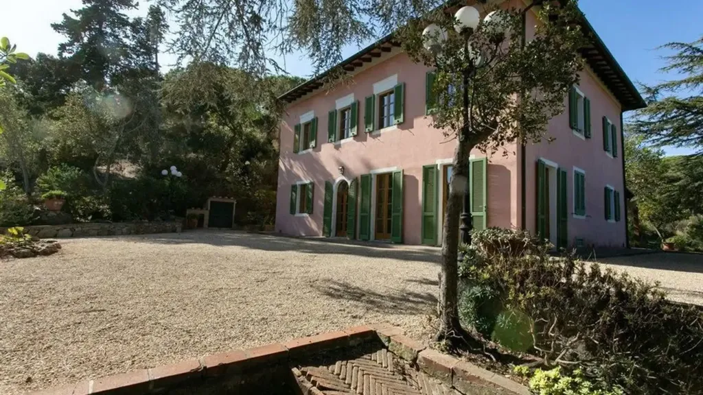 Välivaade - Historic Villa with Pool in Porto Azzurro