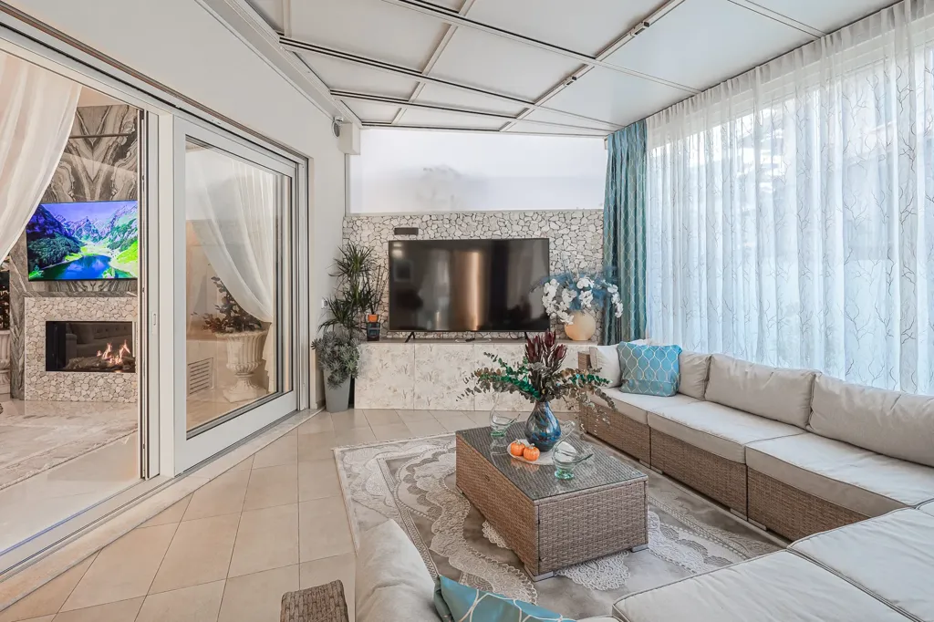 Séjour - Penthouse with Panoramic Terrace in Milan