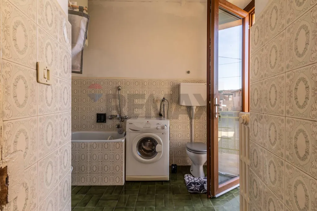 Salles de bain - Triplex Villa with Garden in Occhieppo Superiore