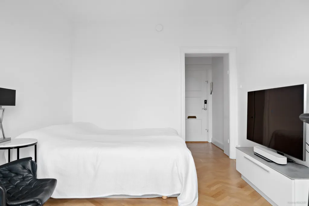 Chambres - Attic Flat with Balcony in Östermalm