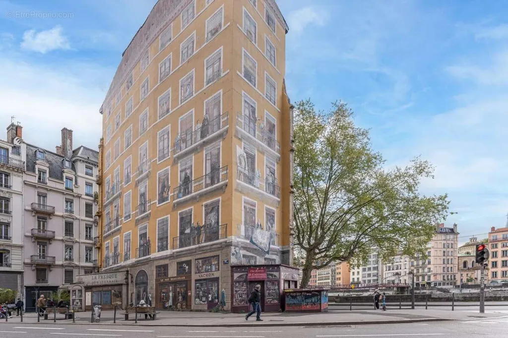 3-toaline korter asukohas Lyon-1e